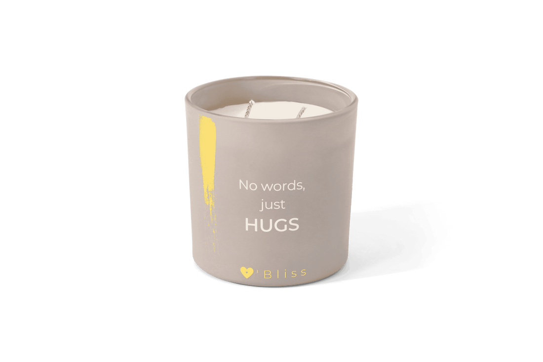 Candle XL - Just hugs